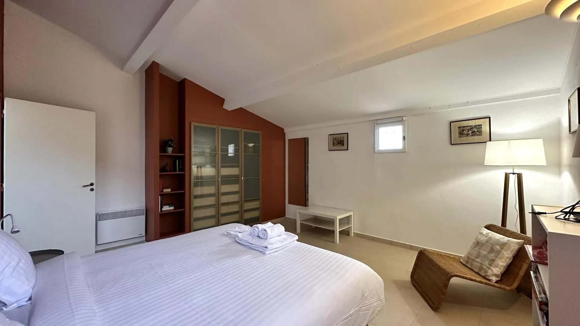 Villa Les Romarins Pour 8 Personnes Avec Vue Mer Panoramique Et Piscine Chauffee A La Londe-Les-Maures